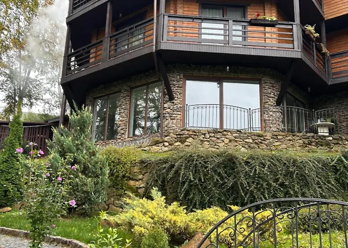 Bird Valley Hotel Sinyak (Transcarpathia)
