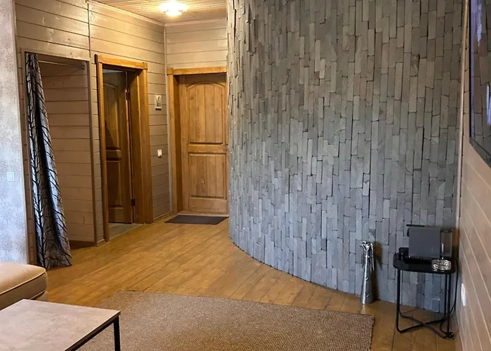 Hotel Bird Valley Synyak
