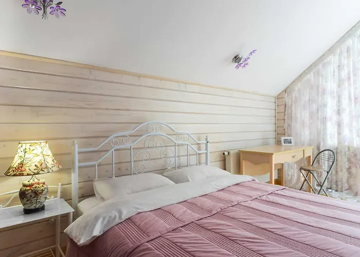 Bird Valley Hotel Synyak