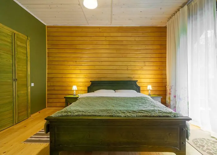 Hotel Bird Valley