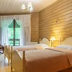 Hotel Bird Valley *