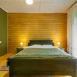 Hotel Bird Valley