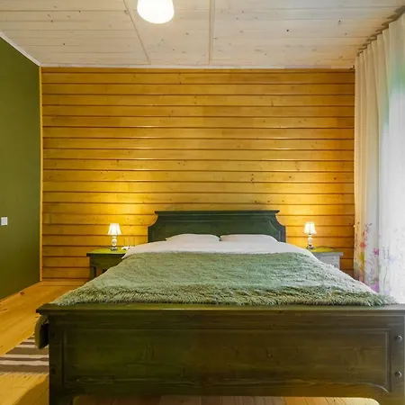 Hotel Bird Valley